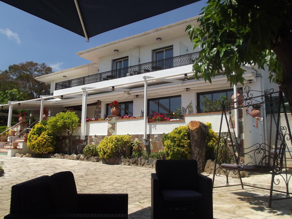 Hotel La Quietude Les Issambres Exterior photo
